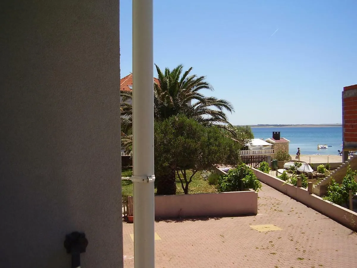 Daire Water View Brand New Apartment, Short Stroll To Beach, Peaceful! Košljun Hırvatistan
